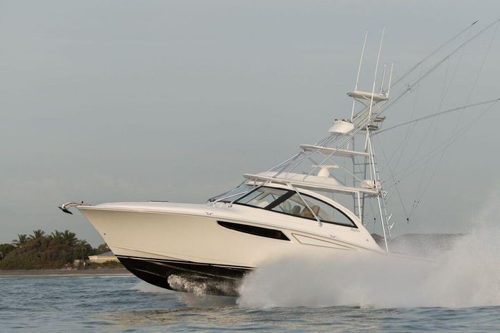 Bayliss 90' Reel Wheels II, Custom Sportfishing Yacht