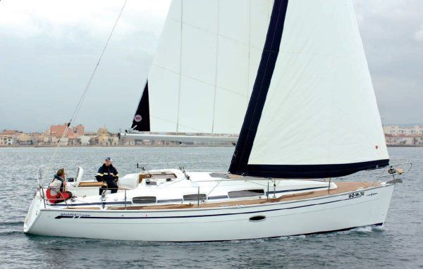 https://images.harbormoor.com/originals/15f54dd1-127a-4363-be34-703ef82c06dd