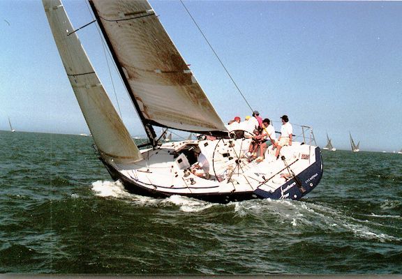 https://images.harbormoor.com/originals/17bdb639-3052-448e-8ab3-16f219bc54df