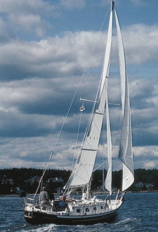 https://images.harbormoor.com/originals/25e01485-87f7-4f70-9f7d-b1ef895caf9e