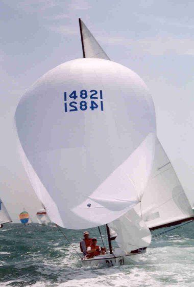https://images.harbormoor.com/originals/417509ff-6e35-4068-8747-b9c0fce41fce