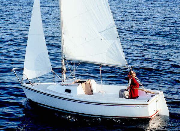 capri 16 sailboat