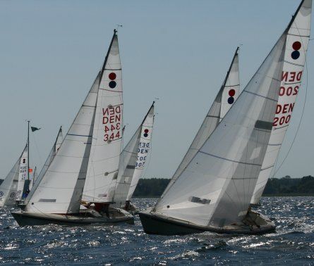 https://images.harbormoor.com/originals/91da1d7c-ccc0-454e-ac2a-4aac582bba7b