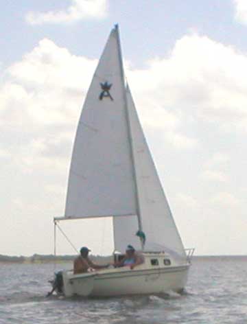 https://images.harbormoor.com/originals/9b8764d4-c4c2-49d6-9467-6230247f20f1