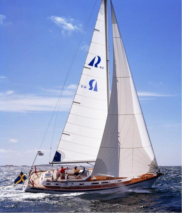 https://images.harbormoor.com/originals/9beec5dc-7bf4-465f-9ec8-a84a4bbf5b3d