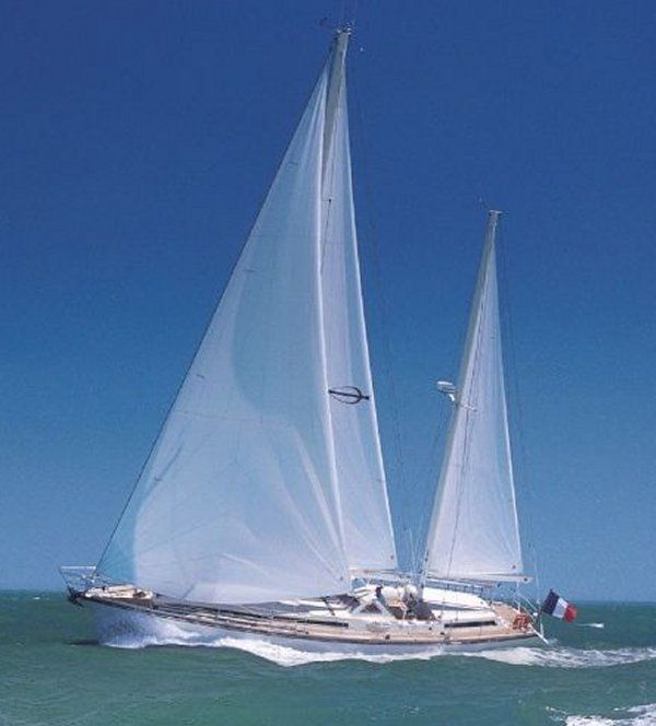 https://images.harbormoor.com/originals/af4565b6-21ec-46d9-9b06-aaef64a2640b