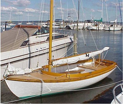 HERRESHOFF 12 1/2: Reviews, Specifications, Built, Engine | HarborMoor