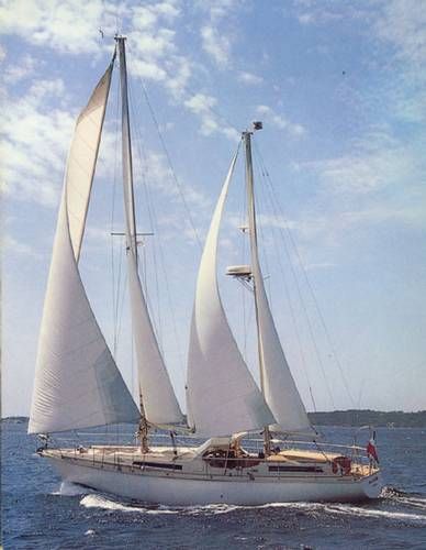 https://images.harbormoor.com/originals/c1f92371-de5c-4efb-b50c-0a65cc5cf50b