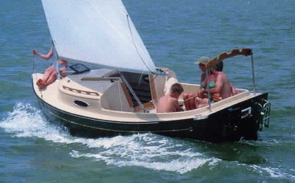 https://images.harbormoor.com/originals/e87dad35-12fe-412b-bc0a-a36fe9dc1321