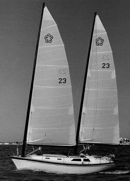 https://images.harbormoor.com/originals/f8139434-326c-49d7-a9f3-457c909494cc