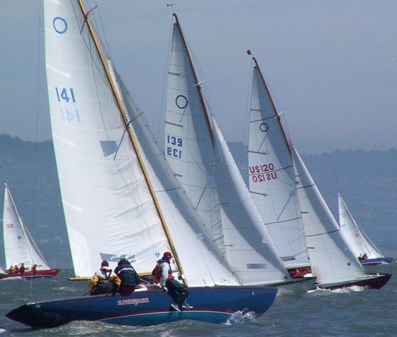 https://images.harbormoor.com/originals/fc3f4acf-074a-4c8d-9bd6-db59f7af4249