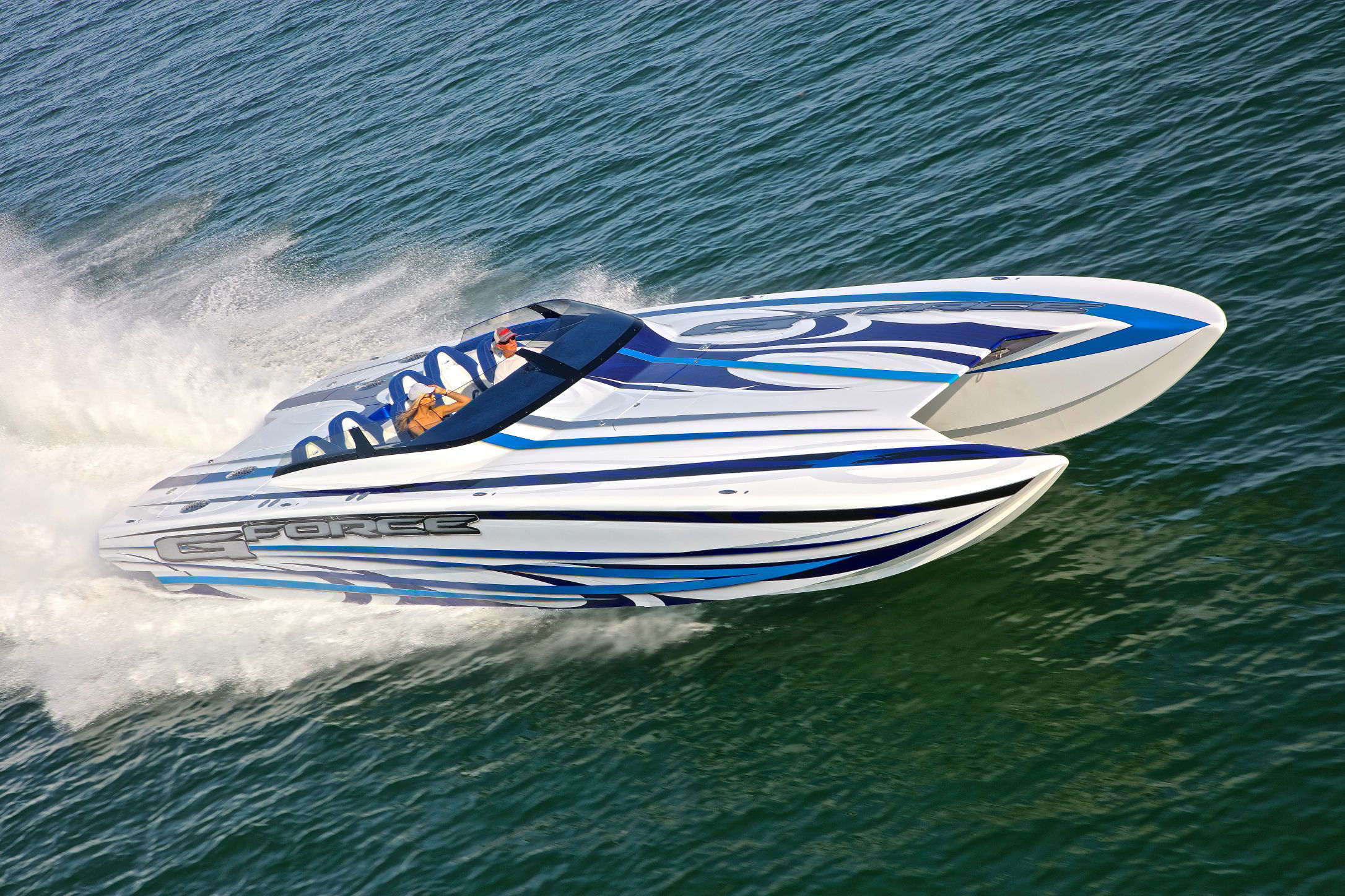 Skater Powerboats 438